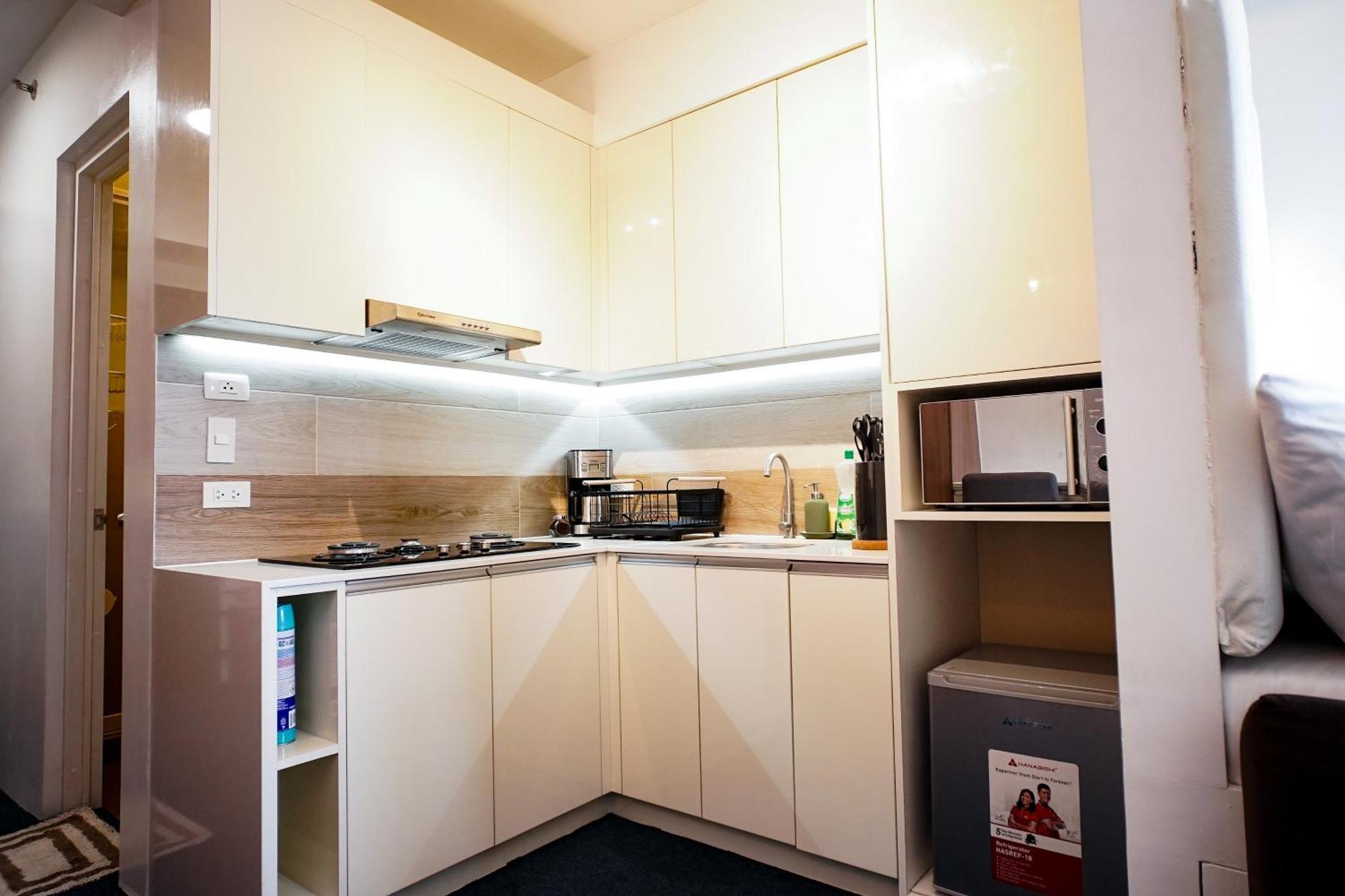 Modern Designed Studio Condo Near Ayala Centrio Кагаян де Оро Екстериор снимка