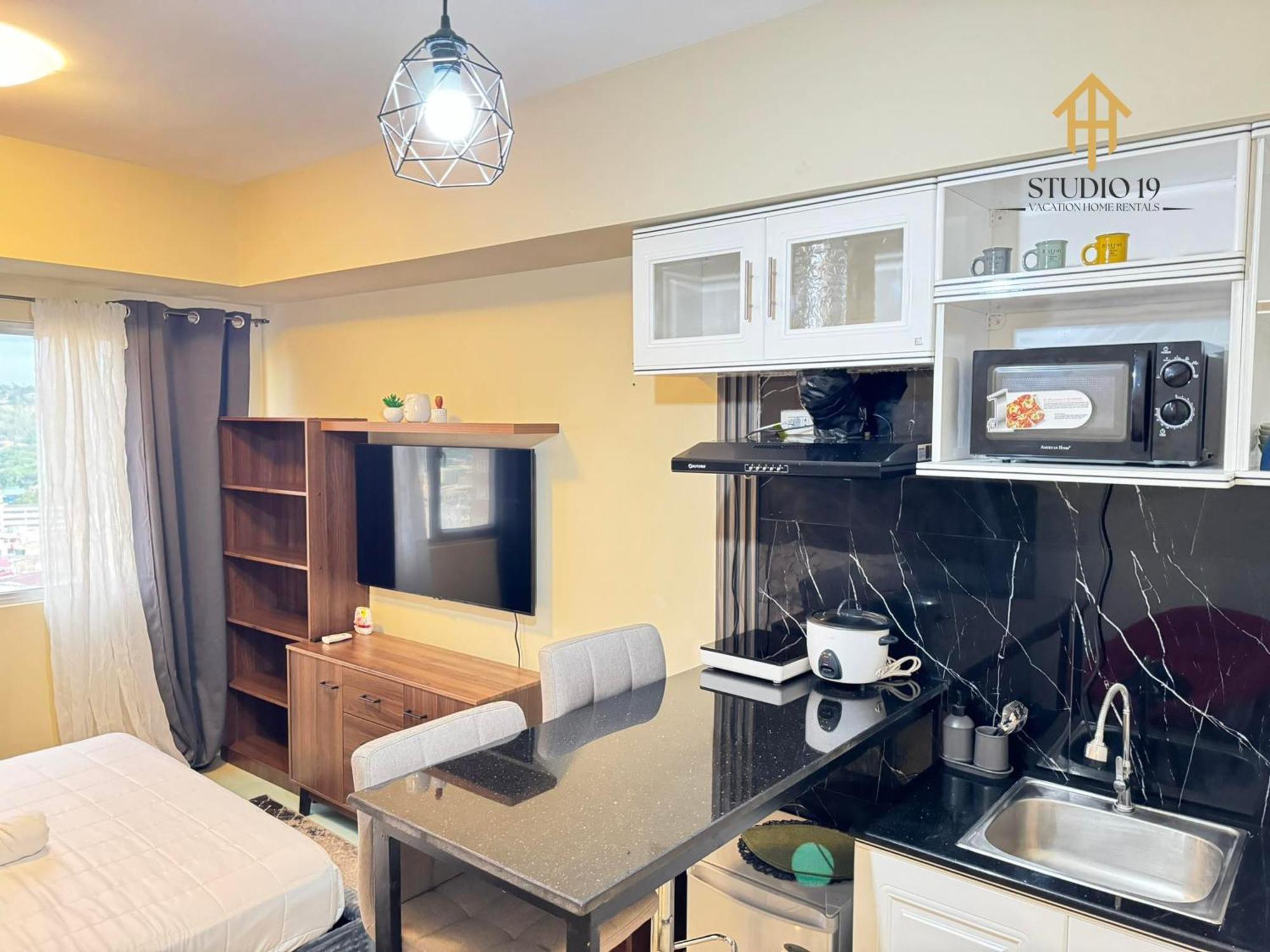 Modern Designed Studio Condo Near Ayala Centrio Кагаян де Оро Екстериор снимка